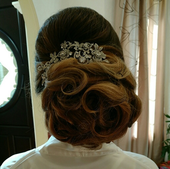 Crystal Bridal Hairpiece, worn once